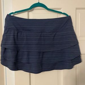 Athleta tennis skirt size large, worn once